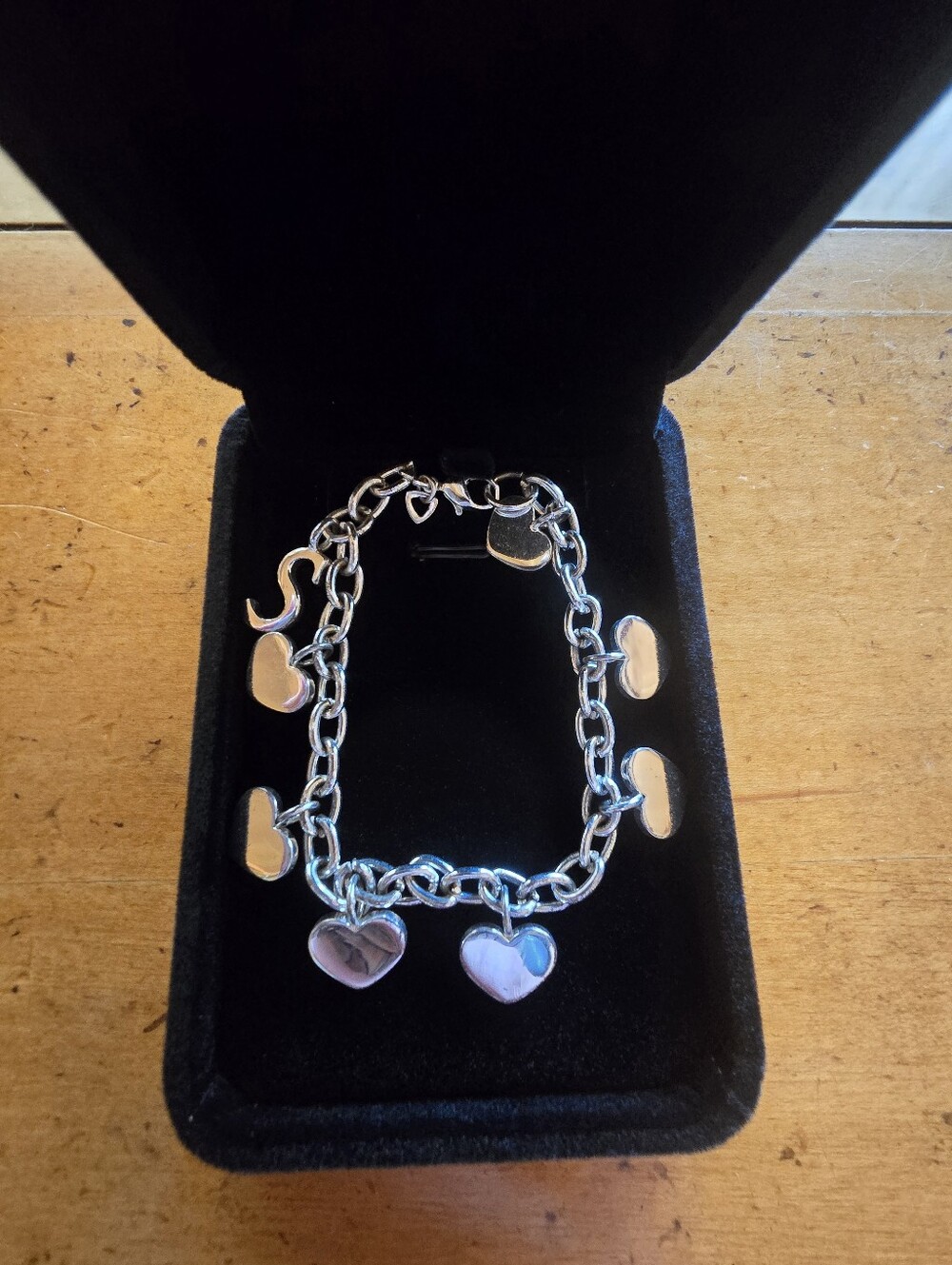 New Silver Toned Heart Charm Bracelet W/Personalised Initial "S"